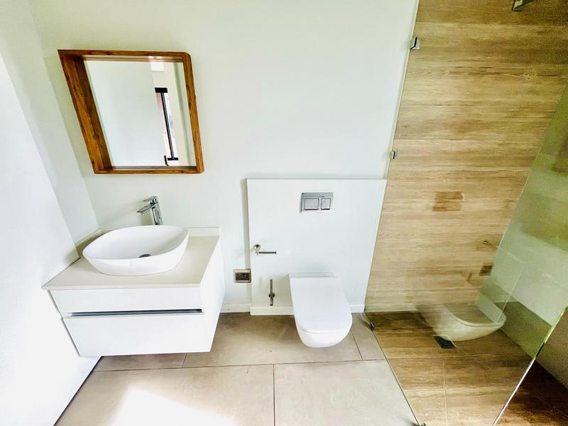 4 Bedroom Property for Sale in Constantia Western Cape